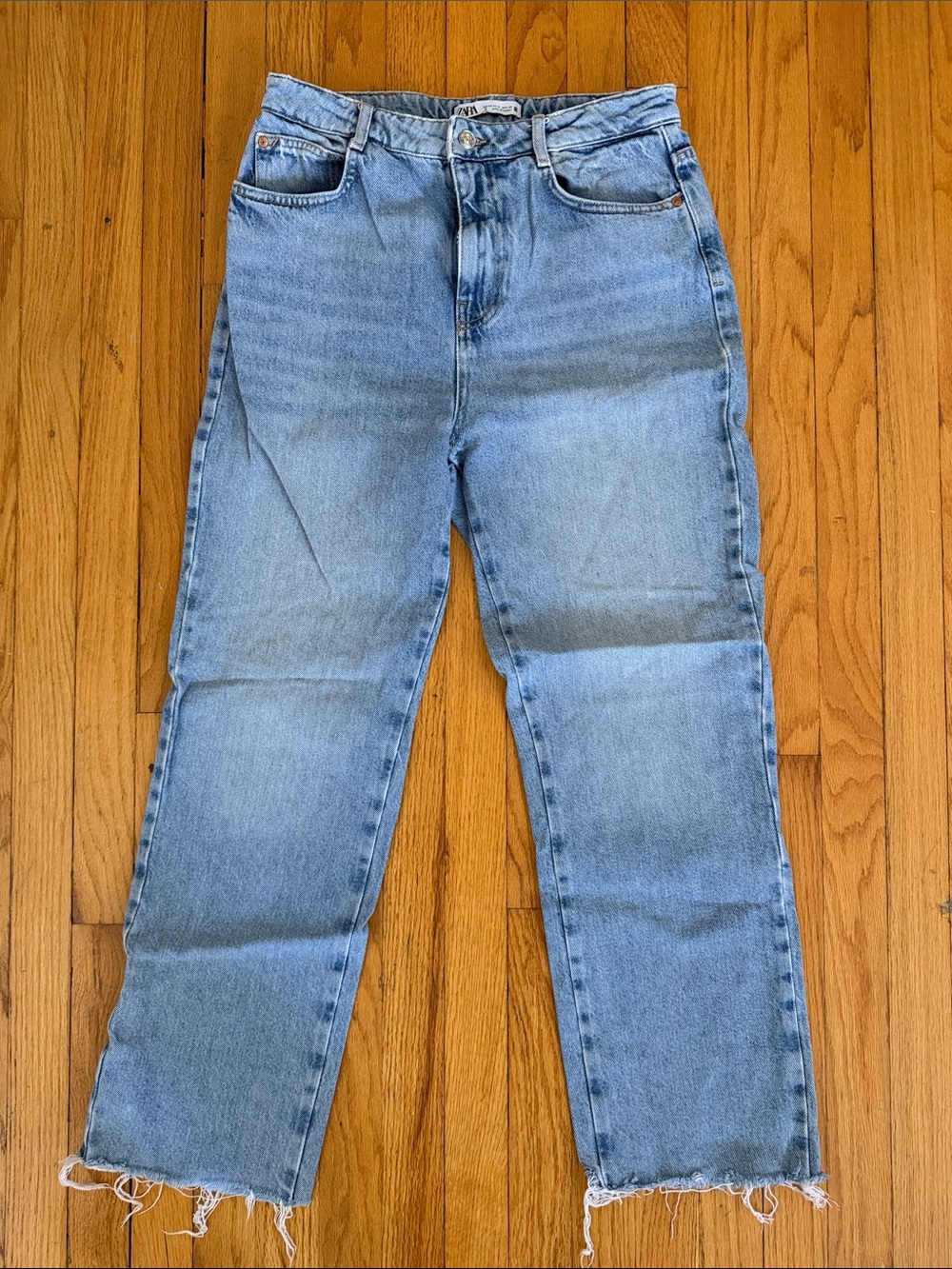 Zara Light Blue Cropped Ankle Jeans
